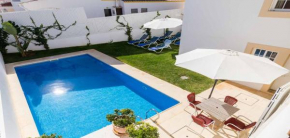 Fantastic Villa with private heatable pool, Olhos De Água